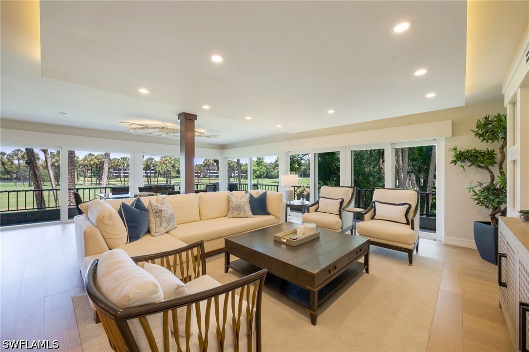 3 bed home in Naples