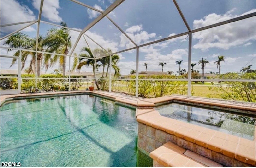 3 bed home in Cape Coral