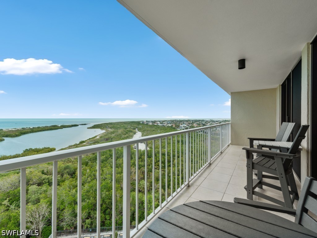 2 bed home in Marco Island