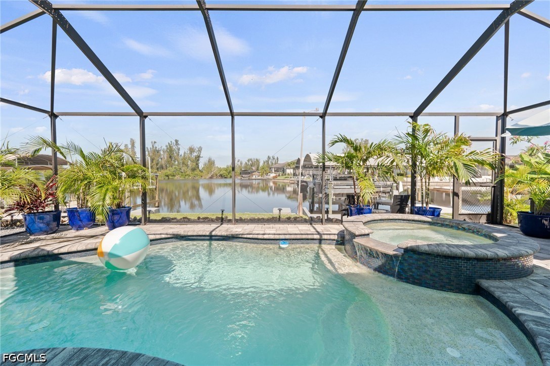 3 bed home in Matlacha Isles