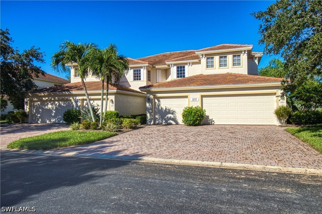 2 bed home in Fort Myers