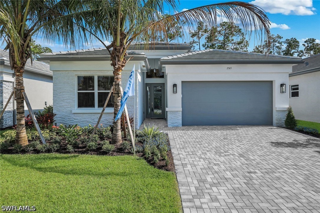 3 bed home in Naples