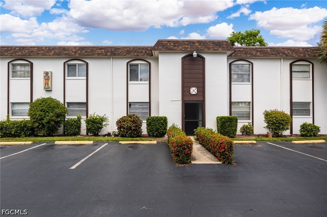 2 bed home in Fort Myers