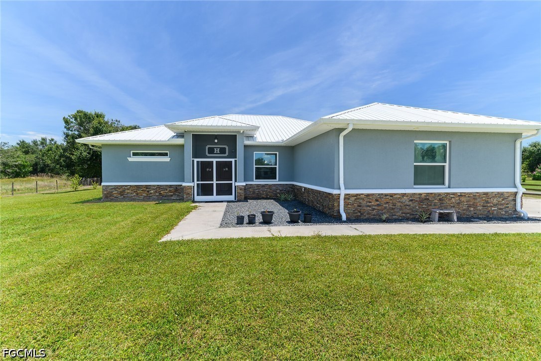 4 bed home in Punta Gorda