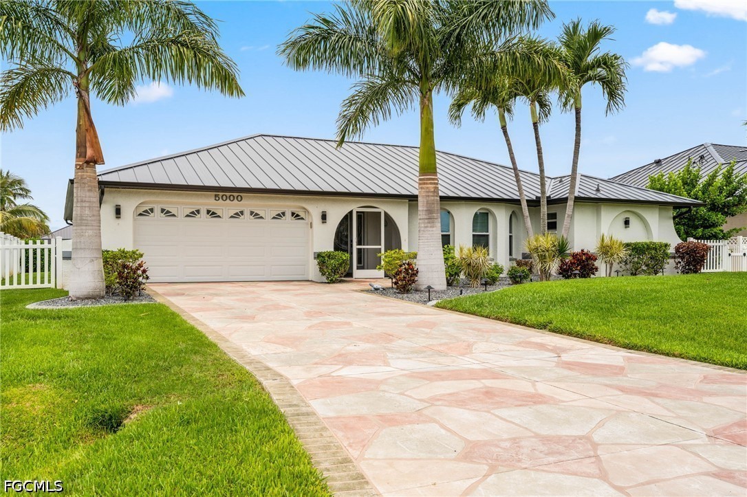 3 bed home in Cape Coral