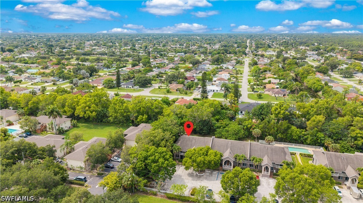 2 bed home in Naples