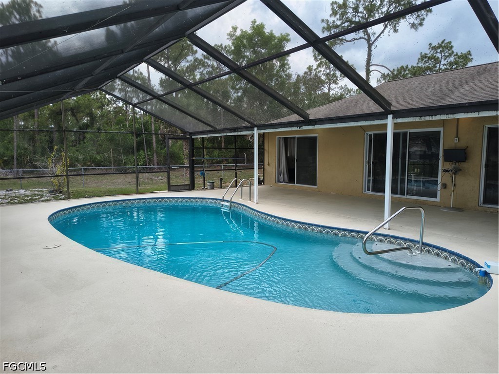 3 bed home in Lehigh Acres