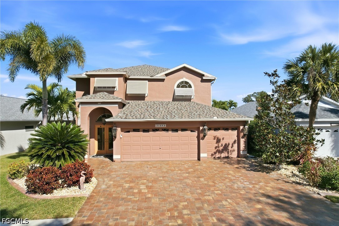 4 bed home in Estero