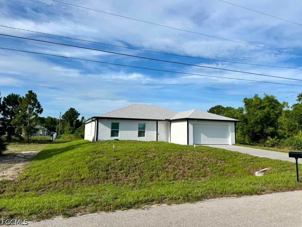 4 bed home in Lehigh Acres