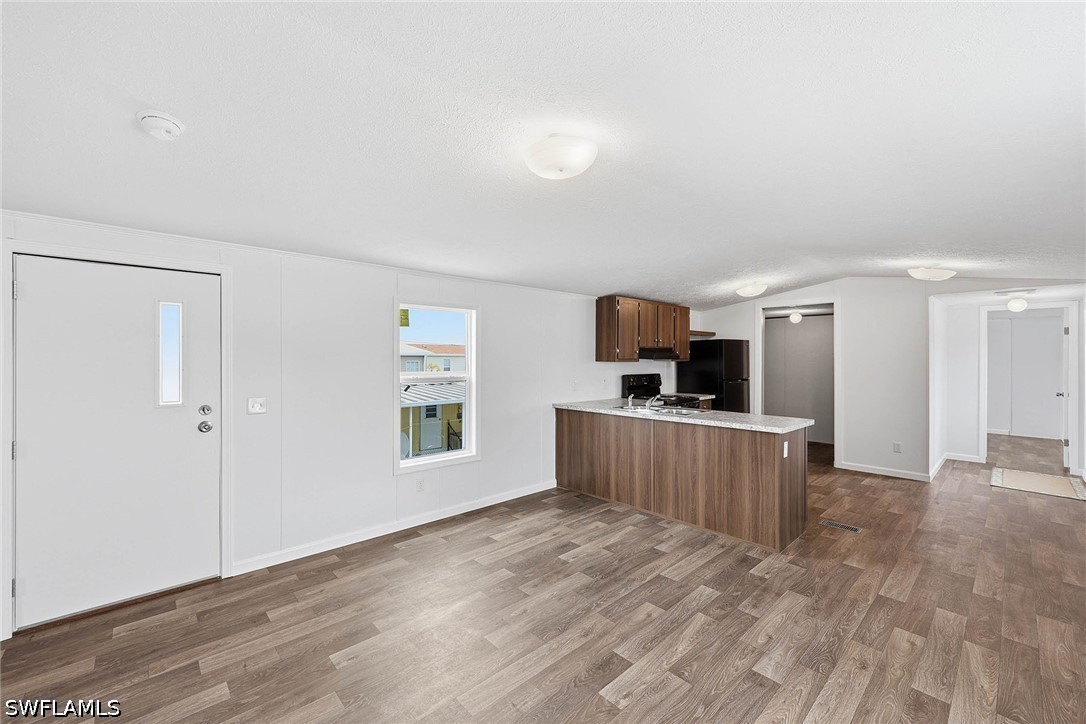 2 bed home in Estero