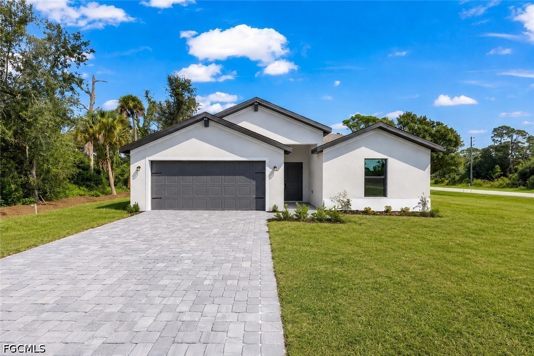 4 bed home in Cape Coral