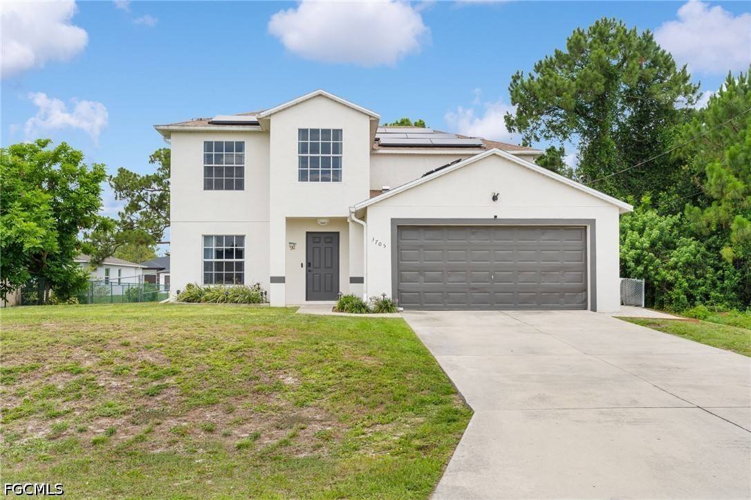 4 bed home in Lehigh Acres