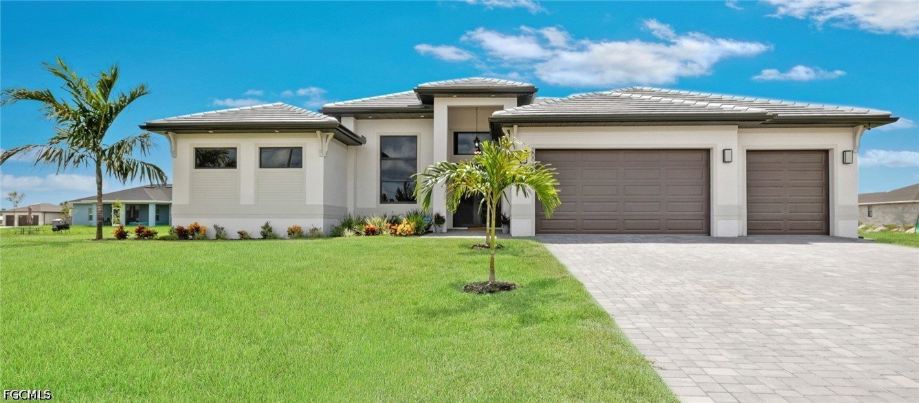 3 bed home in Cape Coral
