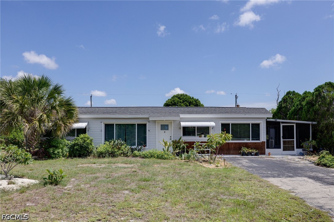 3 bed home in Fort Myers