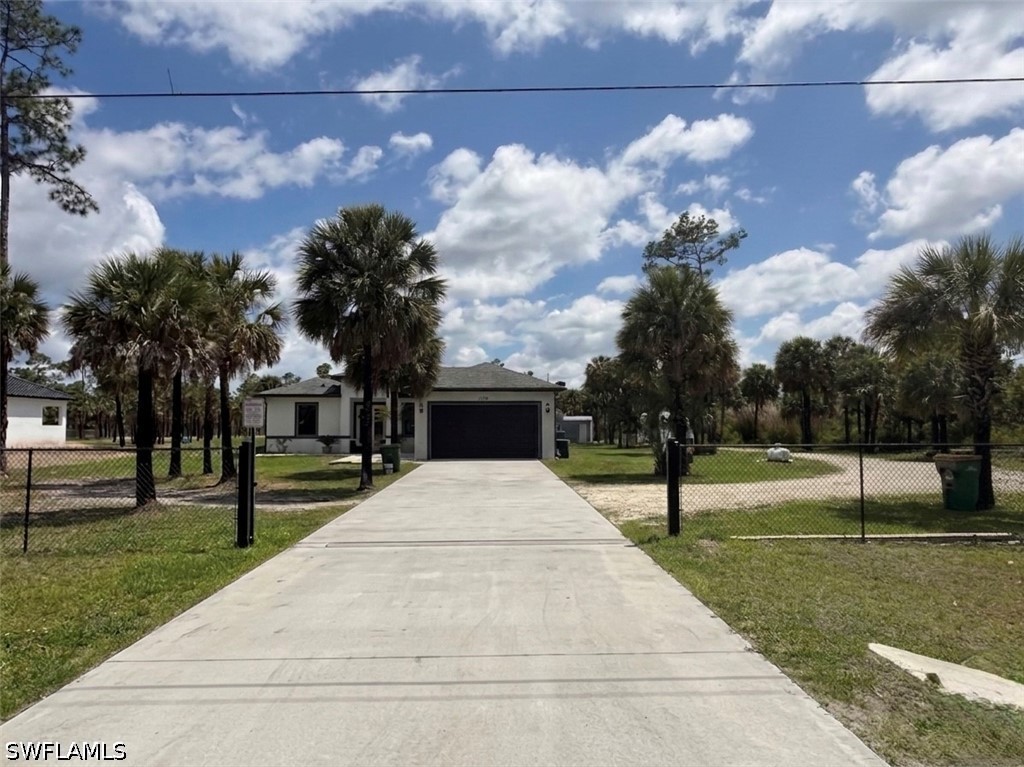 3 bed home in Naples