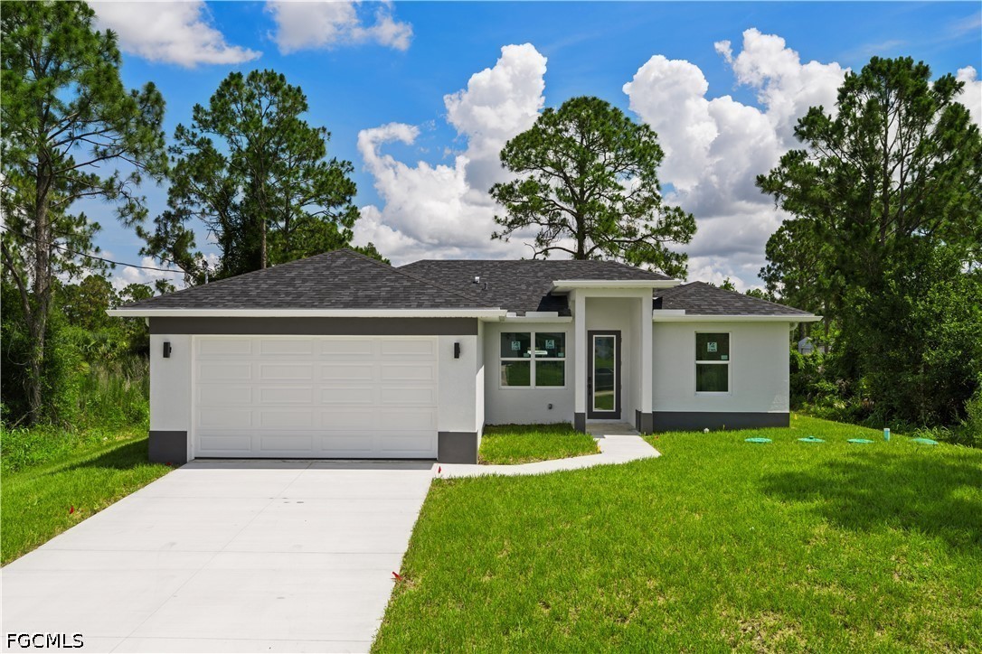 3 bed home in Lehigh Acres