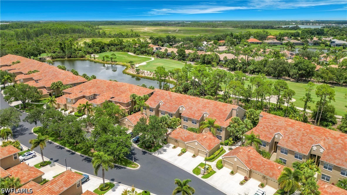 2 bed home in Estero