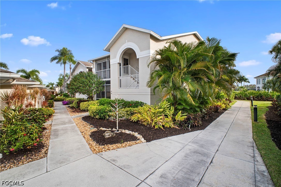 2 bed home in Fort Myers