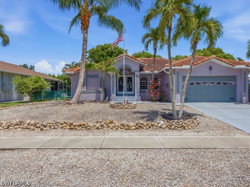 3 bed home in Marco Island
