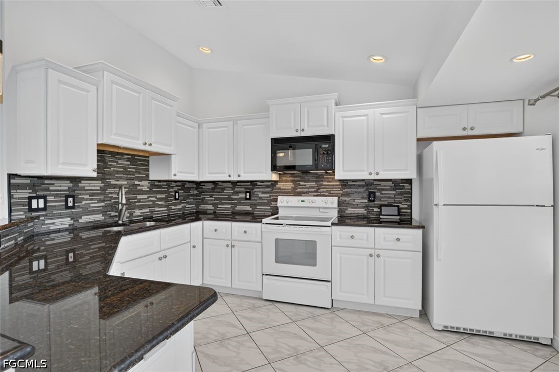 3 bed home in Cape Coral