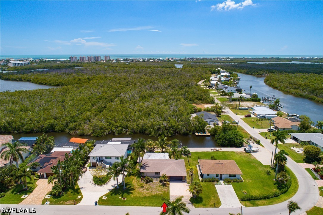 2 bed home in Bonita Springs