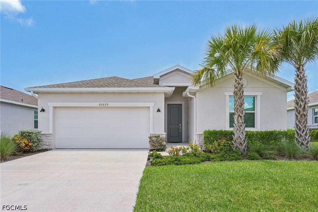 3 bed home in Lehigh Acres