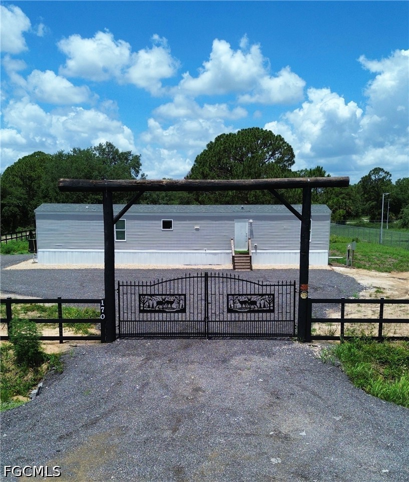 3 bed home in Clewiston