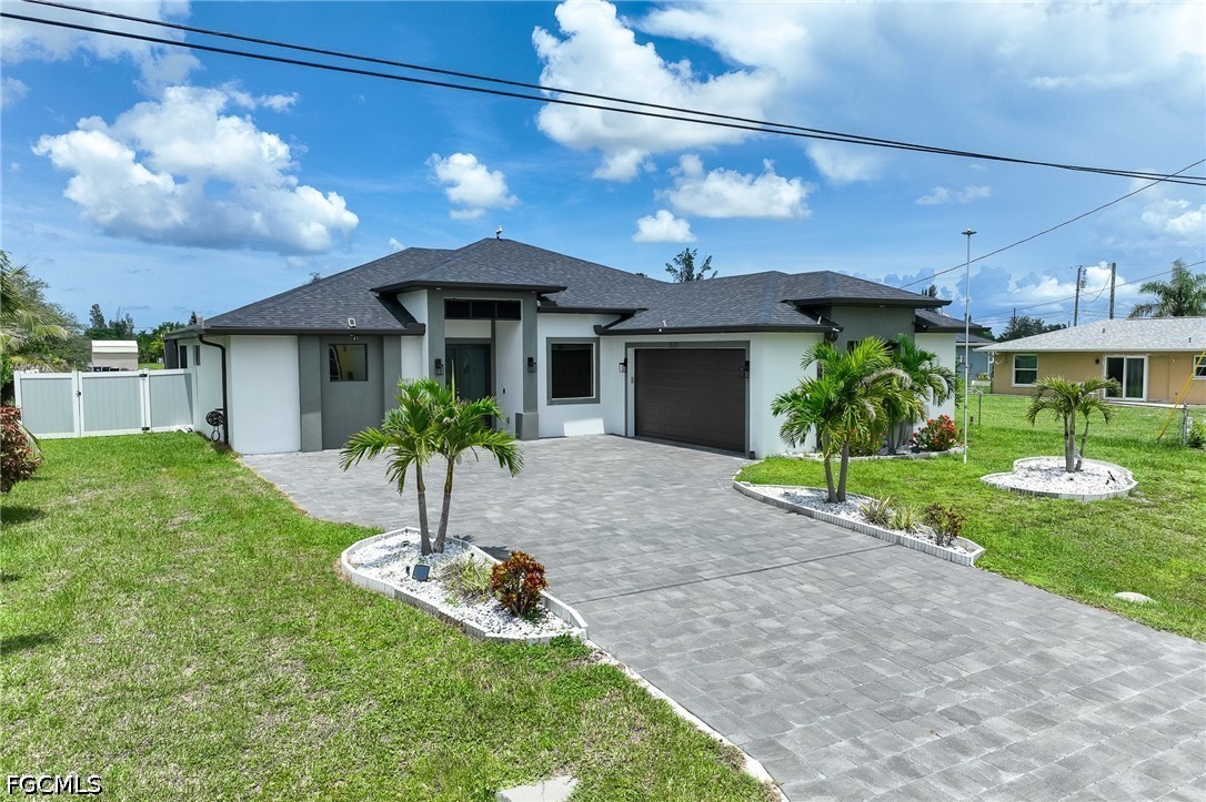 3 bed home in Cape Coral