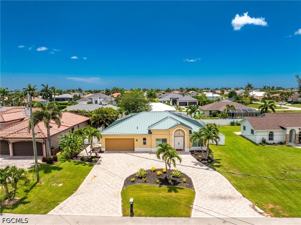 3 bed home in Cape Coral