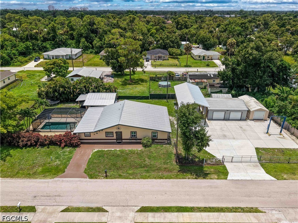 2 bed home in North Fort Myers