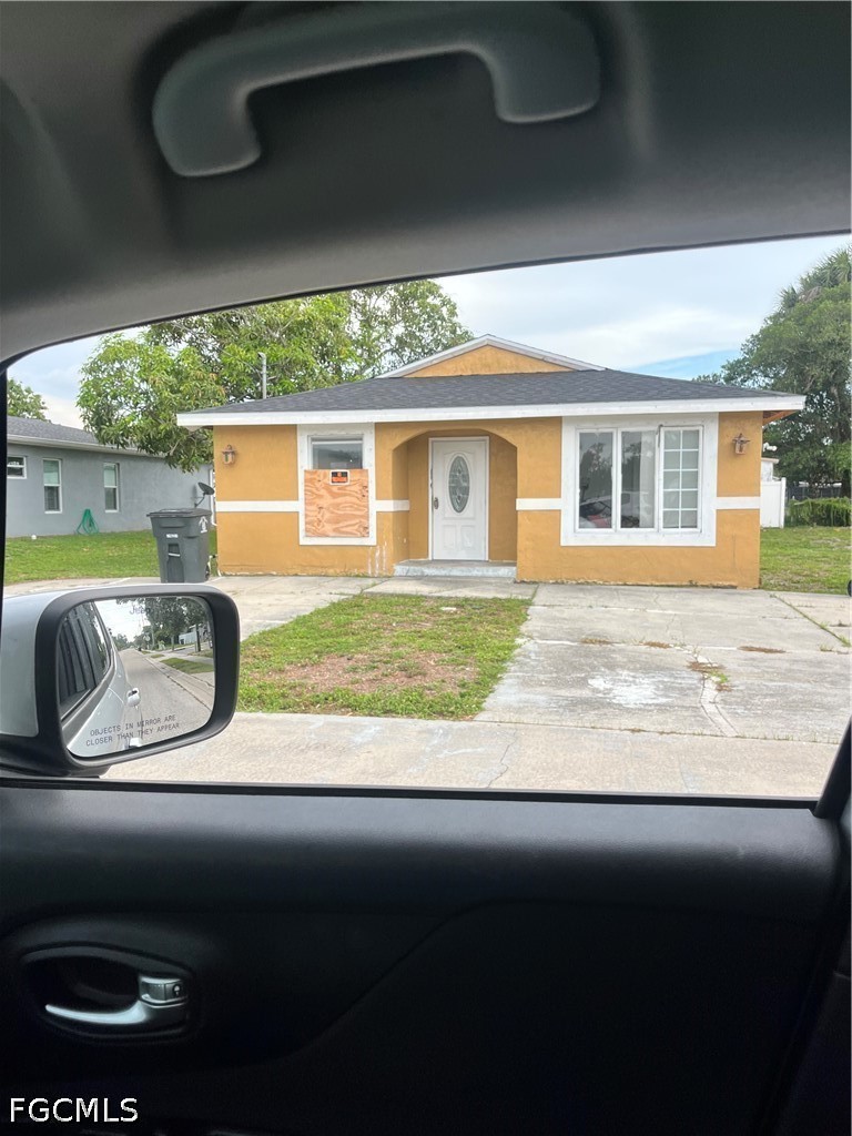 3 bed home in Fort Myers