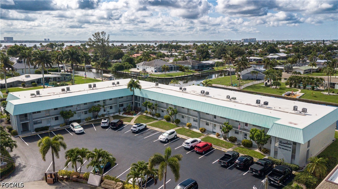 2 bed home in Cape Coral