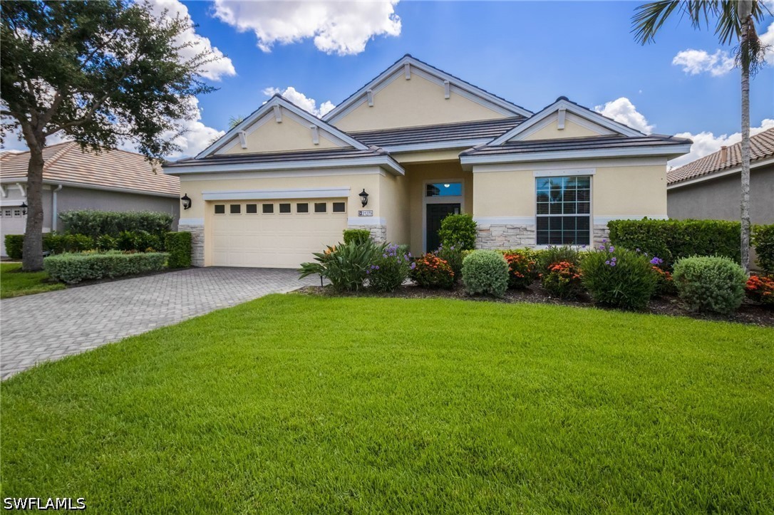 2 bed home in Estero