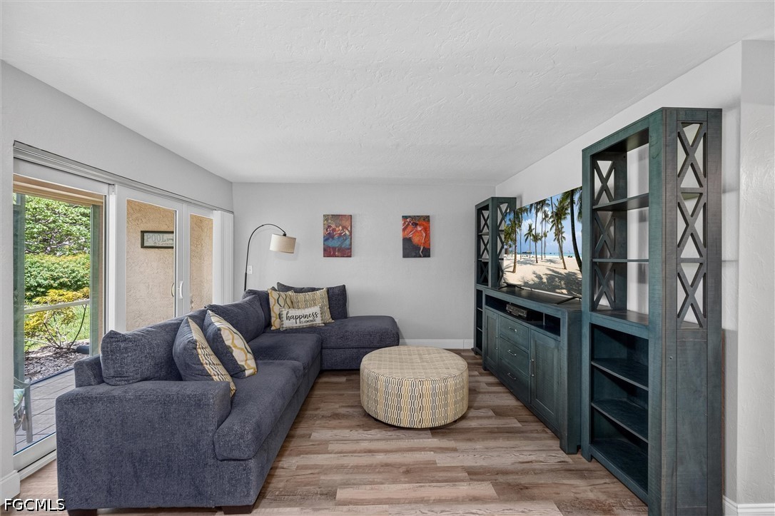 2 bed home in Fort Myers