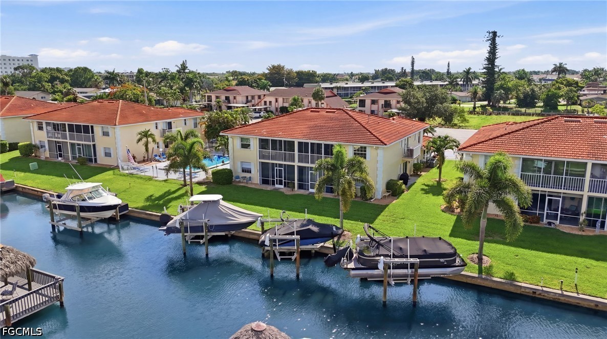 2 bed home in Cape Coral