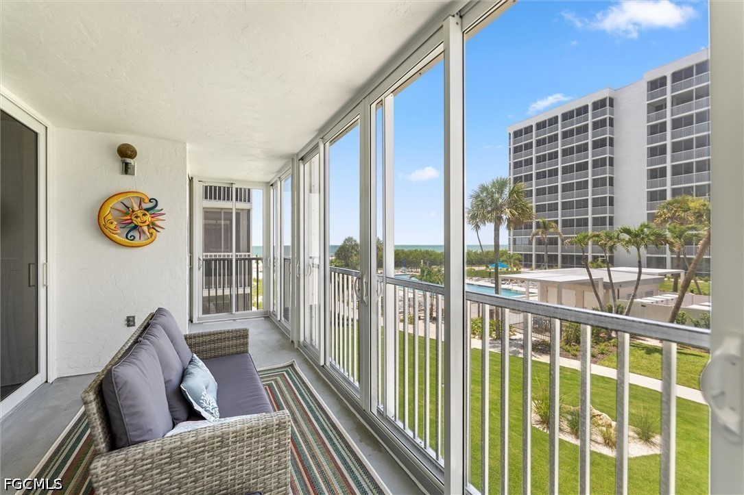 2 bed home in Fort Myers Beach