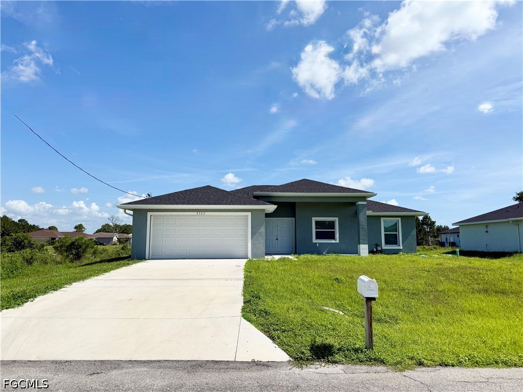 4 bed home in Lehigh Acres