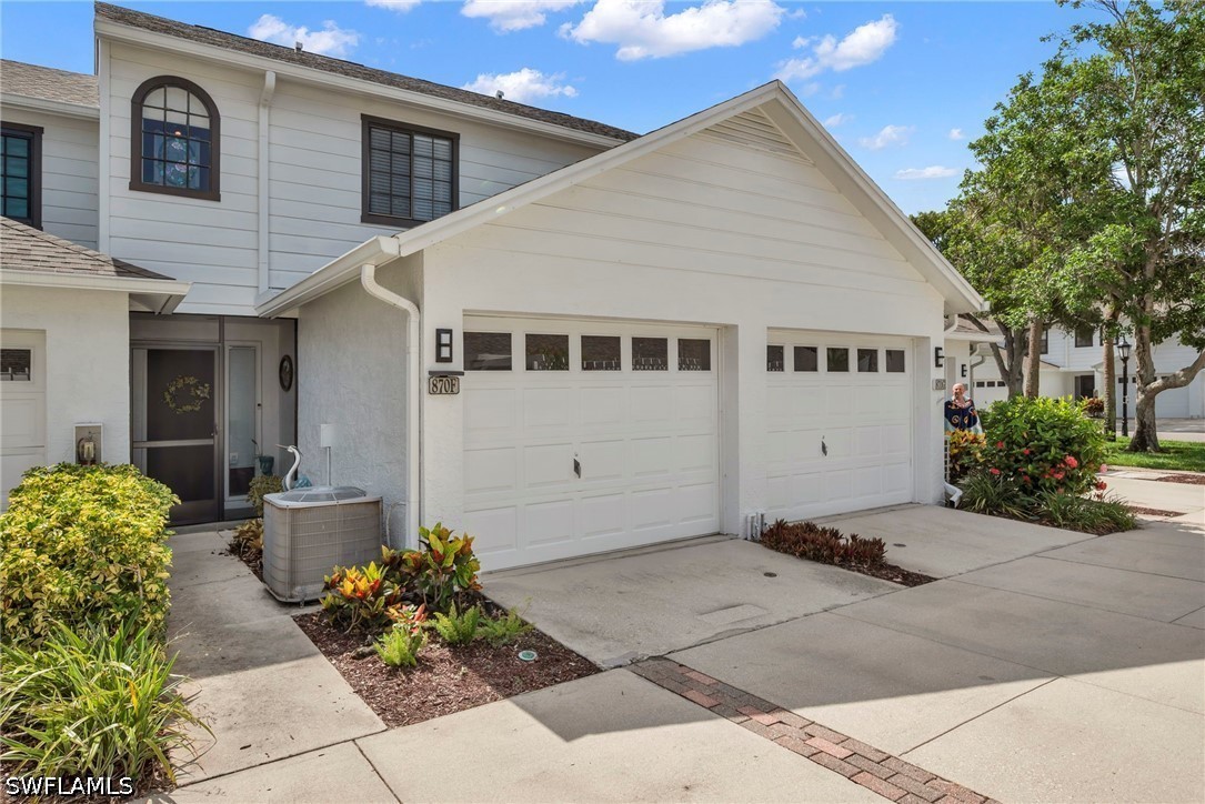 2 bed home in Naples