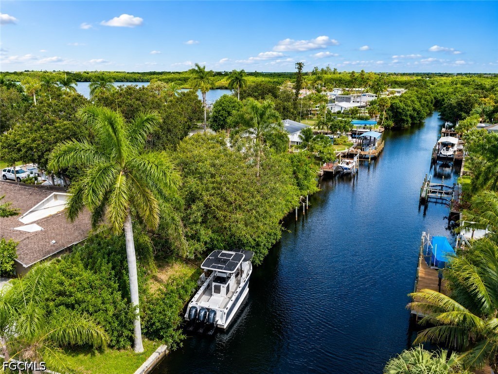 3 bed home in Fort Myers