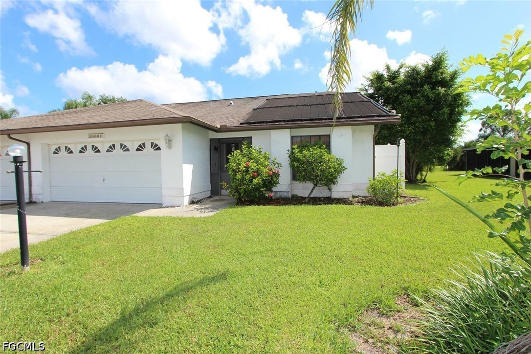2 bed home in Lehigh Acres