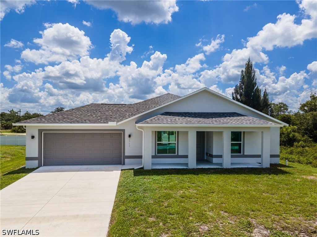 3 bed home in Lehigh Acres
