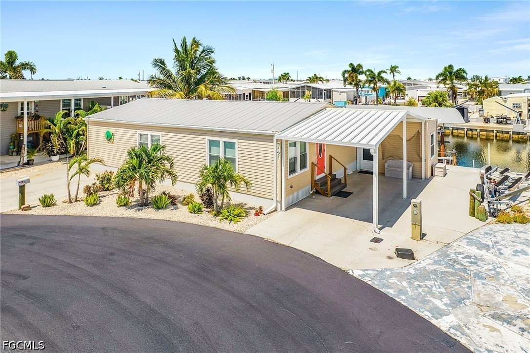 2 bed home in St James City