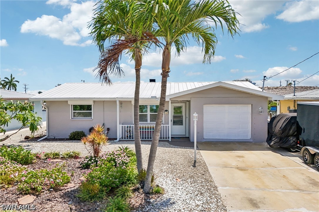 2 bed home in St James City