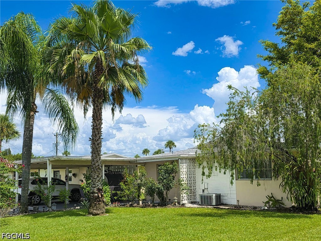 2 bed home in Lehigh Acres