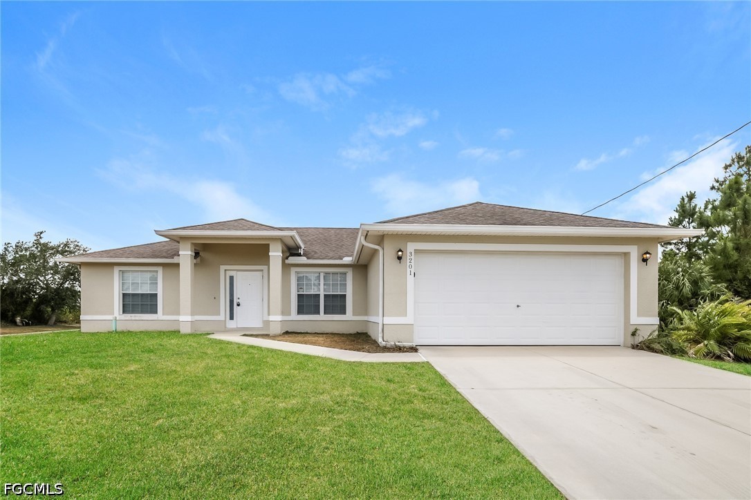 3 bed home in Lehigh Acres