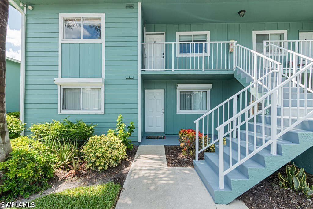 2 bed home in Naples