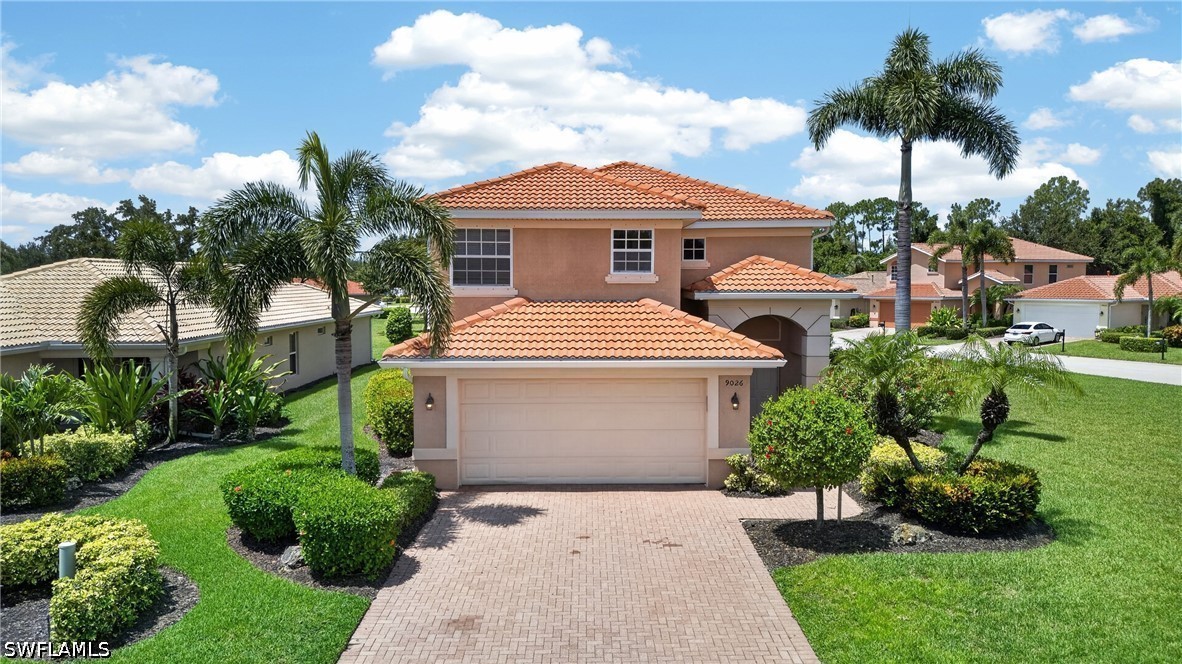 4 bed home in Estero