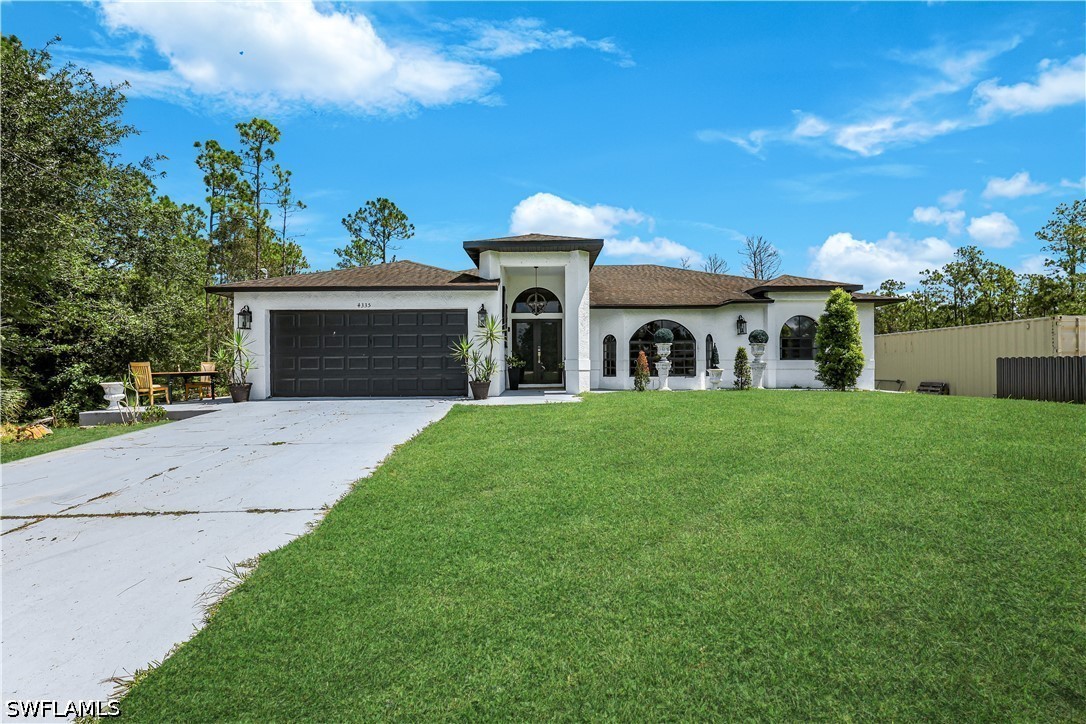 4 bed home in Naples