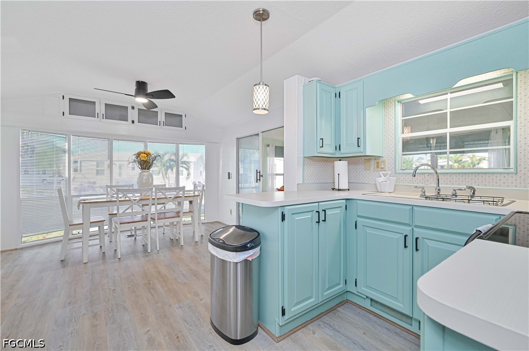 1 bed home in Estero