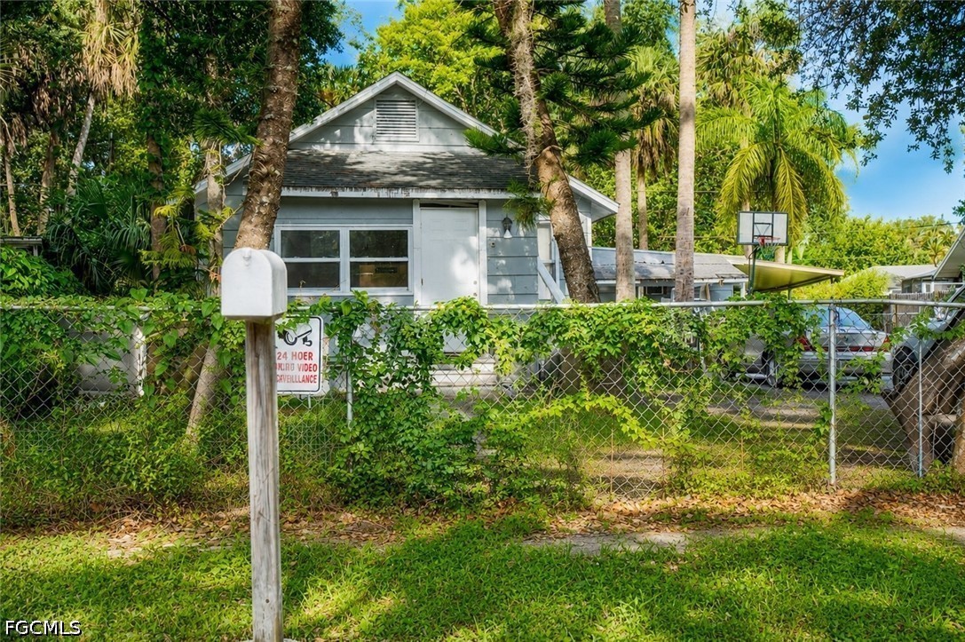 3 bed home in Fort Myers